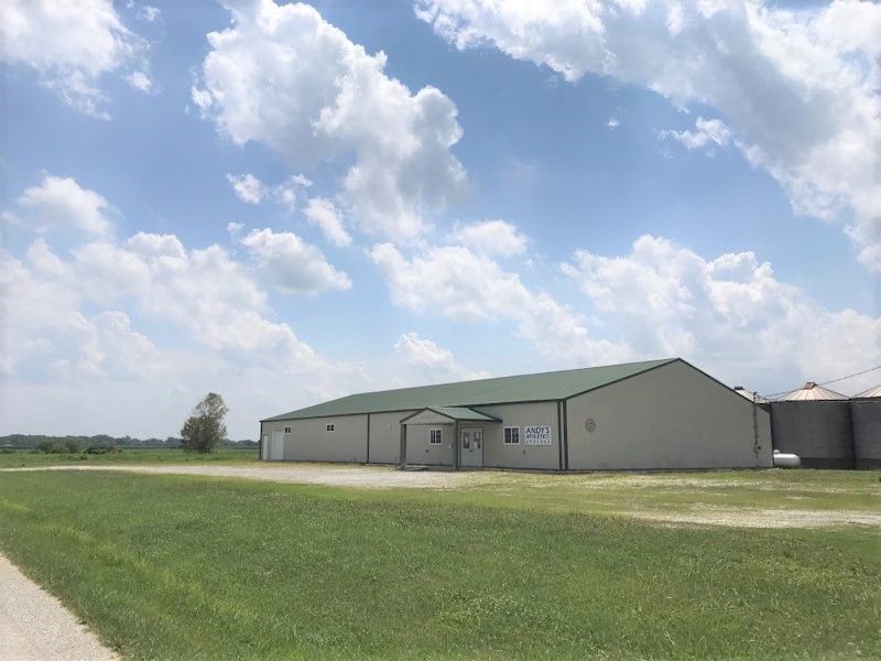 22987 Cherry Ln, Jerseyville, IL 62052